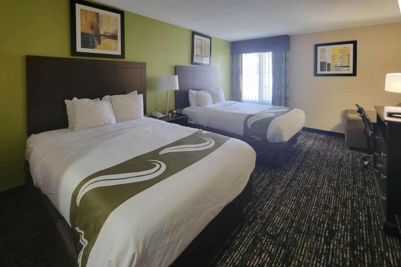 Quality Inn & Suites Quantico Stafford Exterior foto